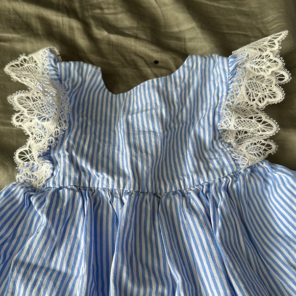 Dress - Picture 3 of 3